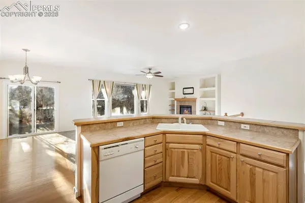 2383 Collegiate DR, Colorado Springs, CO 80918