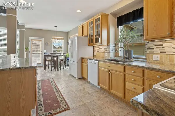 1164 Hondo CT, Castle Rock, CO 80104