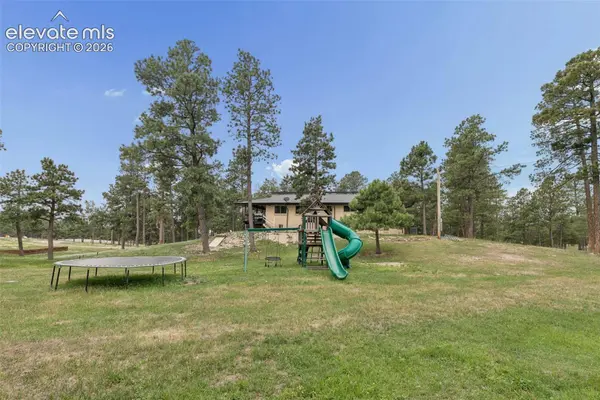 11660 Green Acres Lane, Colorado Springs, CO 80908