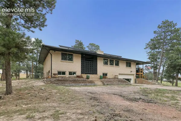 11660 Green Acres Lane, Colorado Springs, CO 80908