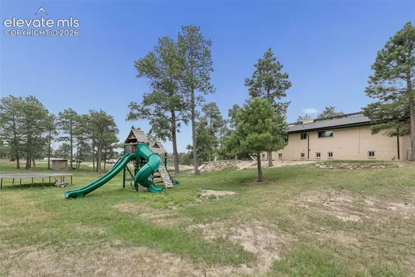 11660 Green Acres Lane, Colorado Springs, CO 80908