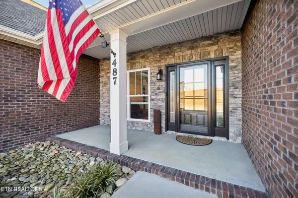 487 Broadberry Ave, Oak Ridge, TN 37830