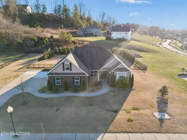 487 Broadberry Ave, Oak Ridge, TN 37830