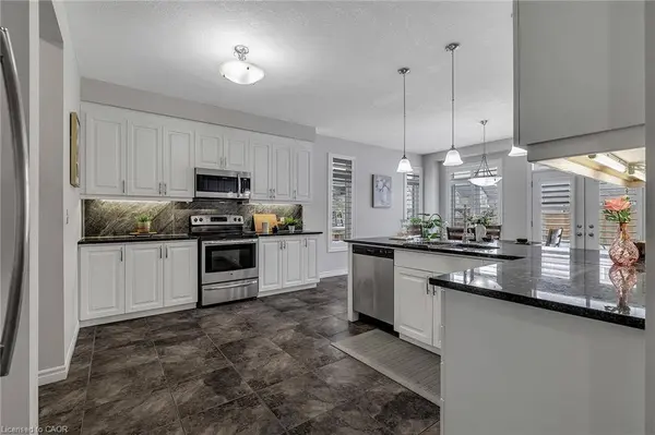 297 Thomas Slee Drive, Kitchener, ON N2P 0B7