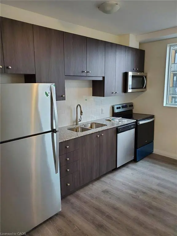 104 Garment Street #803