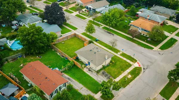56 Ashbury AVE, London South, ON N6E 1T1