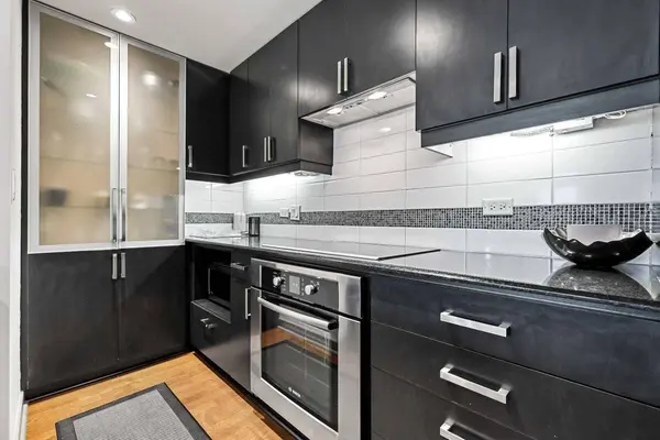 888 4 AVE SW #1708, Calgary, AB T2P 0K4