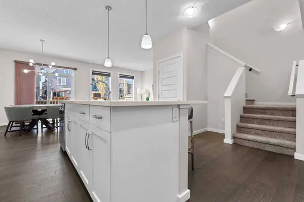567 Evansborough WAY NW, Calgary, AB T3P0M7