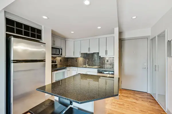 410 1 AVE NE #405, Calgary, AB T2E 0B4