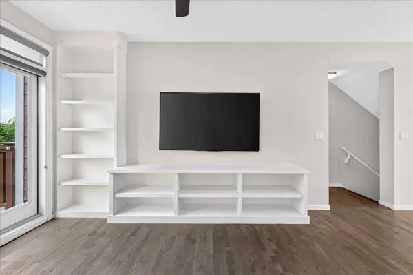 77 Kinlea WAY NW, Calgary, AB T3R 0S2