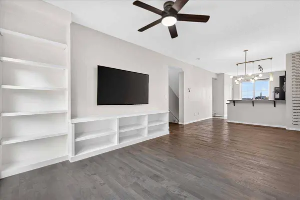 77 Kinlea WAY NW, Calgary, AB T3R 0S2