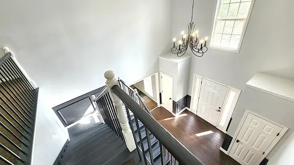 2-Story Foyer
