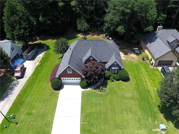 1881 Flowering DR, Grayson, GA 30017