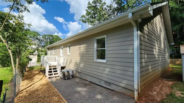 188 Poplar ST, Buford, GA 30518
