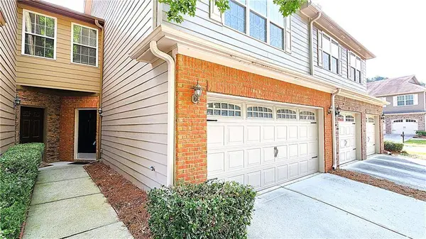 3249 Brockenhurst DR, Buford, GA 30519
