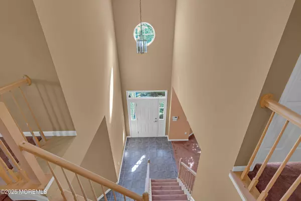 11 Turnberry Drive, Manalapan, NJ 07726