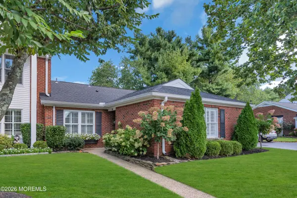 10 Dogwood Court
