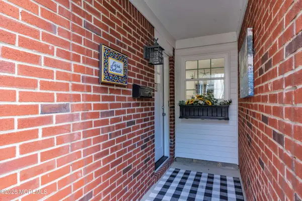 10 Dogwood Court, Spring Lake, NJ 07762