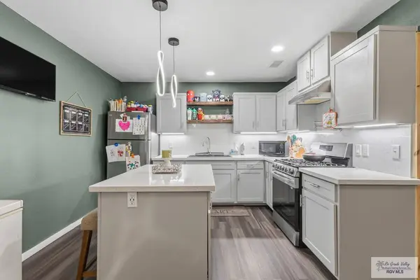 302 3rd St., Los Fresnos, TX 78566
