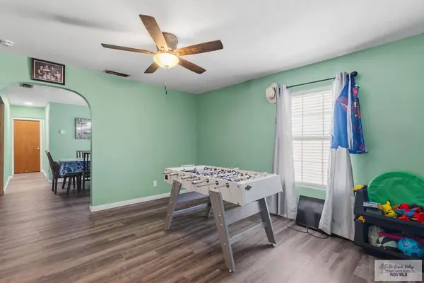 302 3rd St., Los Fresnos, TX 78566