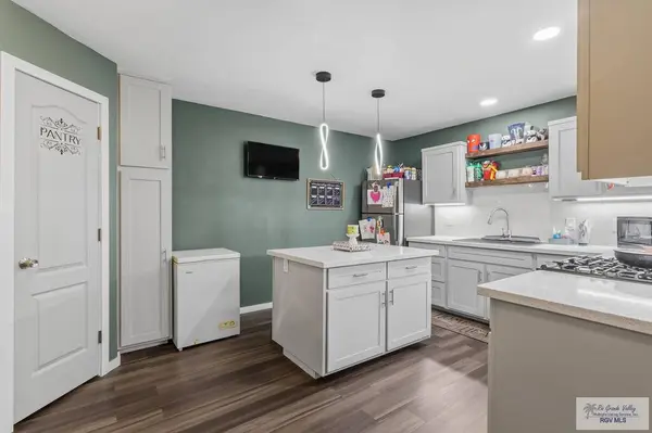 302 3rd St., Los Fresnos, TX 78566