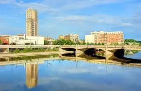 Why Elgin Is the Smartest Entry-Point Buy | Fox River Valley 2026,Brian Hochstetter