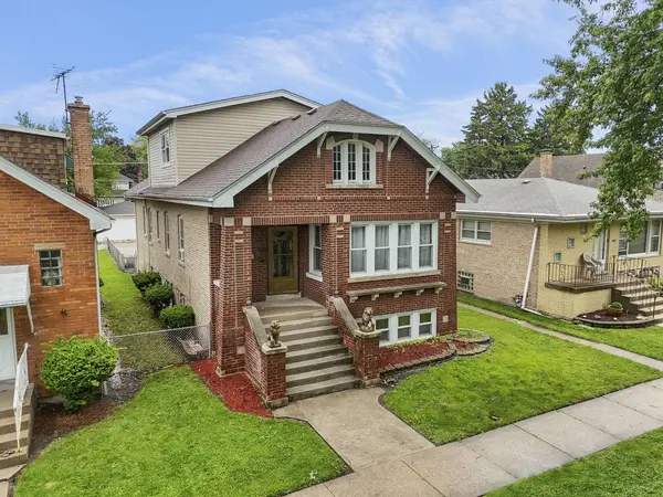 3707 Kenilworth AVE, Berwyn, IL 60402