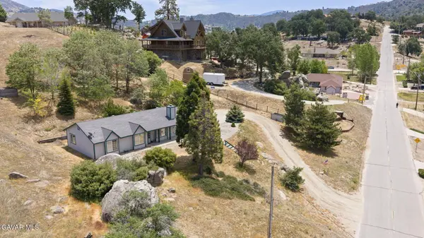 23500 Lakeview DR, Tehachapi, CA 93561
