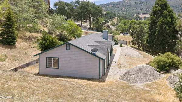 23500 Lakeview DR, Tehachapi, CA 93561