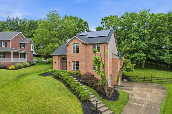 7063 Bennington Woods Dr, Mccandless, PA 15237