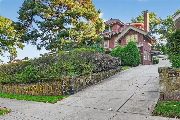 1321 Beechwood Blvd, Squirrel Hill, PA 15217