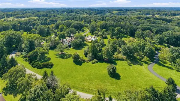 406 Hillside DR, Sewickley Heights, PA 15143