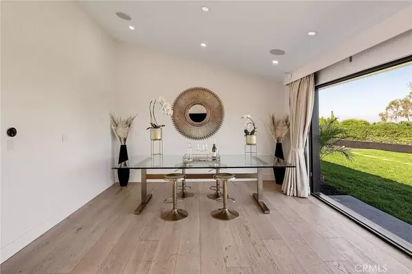 28056 Palos Verdes Dr E, Rancho Palos Verdes, CA 90275