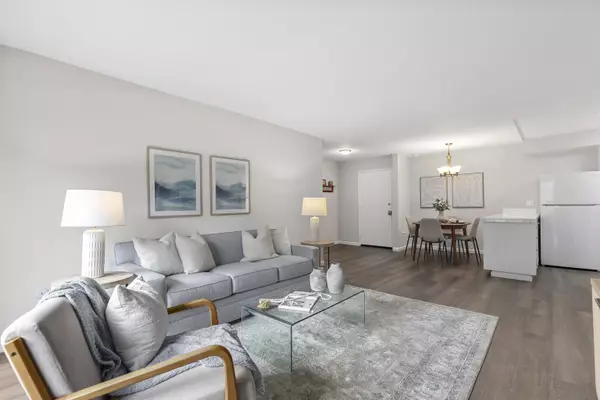 6955 Alvarado Rd #77, San Diego, CA 92120