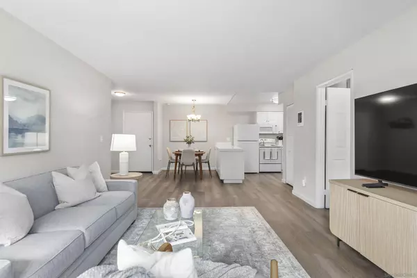 6955 Alvarado Rd #77, San Diego, CA 92120