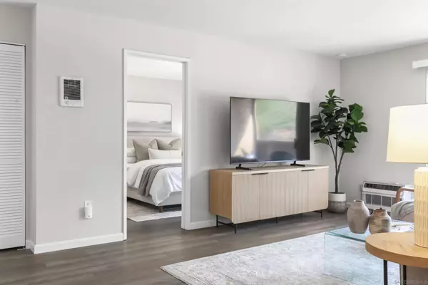 6955 Alvarado Rd #77, San Diego, CA 92120