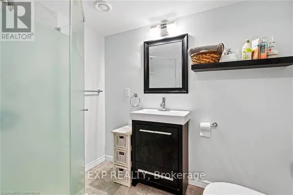 70 JARROW ROAD, St. Catharines (lakeshore), ON L2M1B6