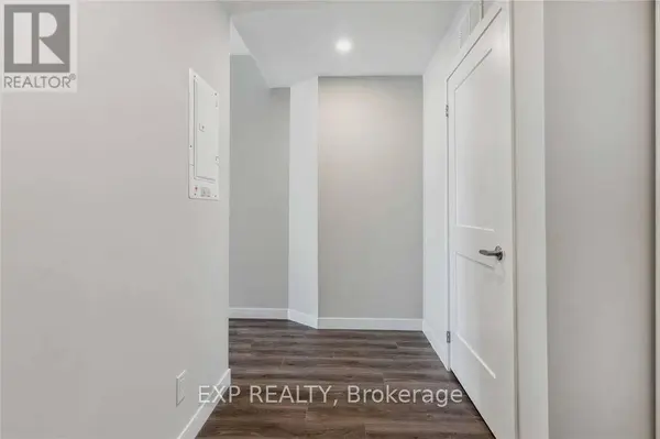 15 Queen ST #1511, Hamilton (central), ON L8P0C6