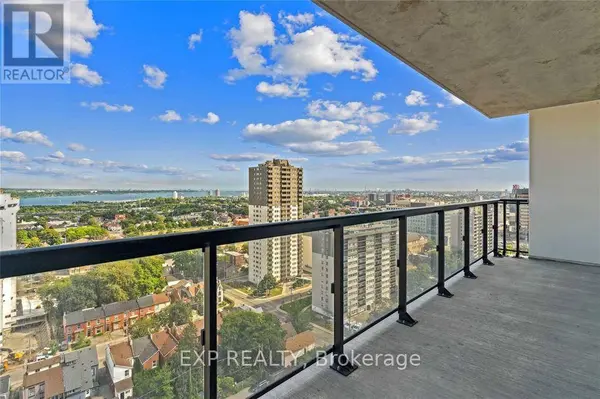 15 Queen ST #1511, Hamilton (central), ON L8P0C6