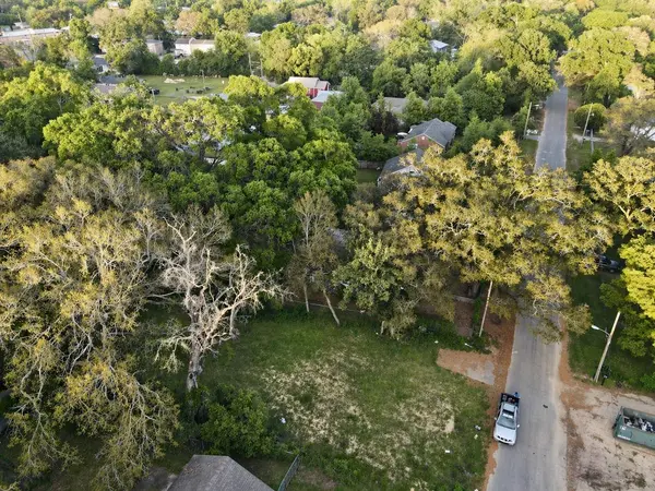 3714 W Gadsden St, Pensacola, FL 32505-7304