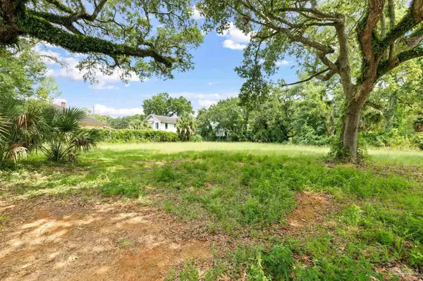 1210 W Garden St, Pensacola, FL 32502