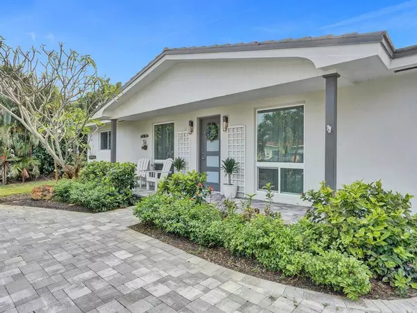 801 SE 9th Ave, Deerfield Beach, FL 33441