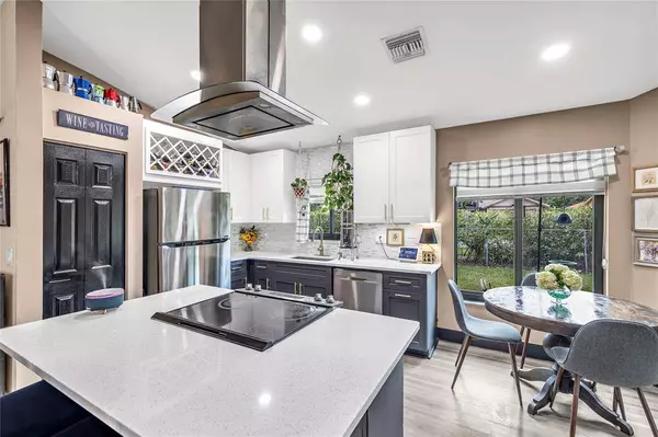 10940 Cypress Run Cir, Coral Springs, FL 33071