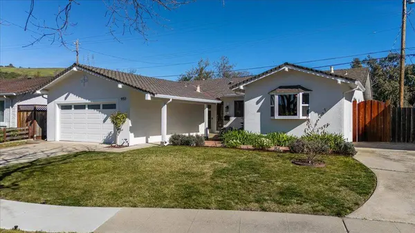 951 Wallace DR, San Jose, CA 95120