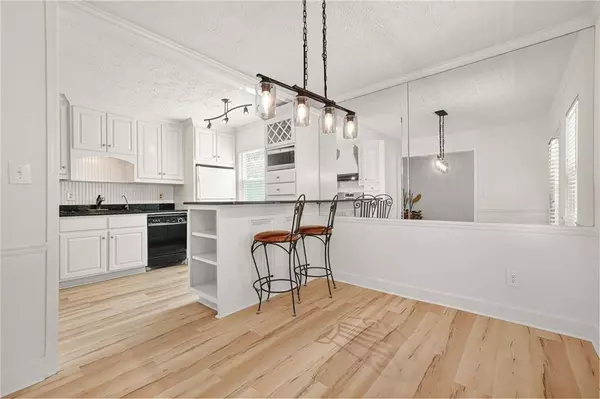 245 Plantation Glen CT, Alpharetta, GA 30022