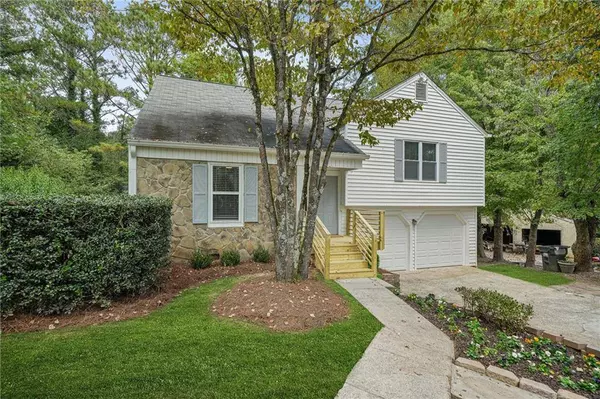 245 Plantation Glen CT, Alpharetta, GA 30022