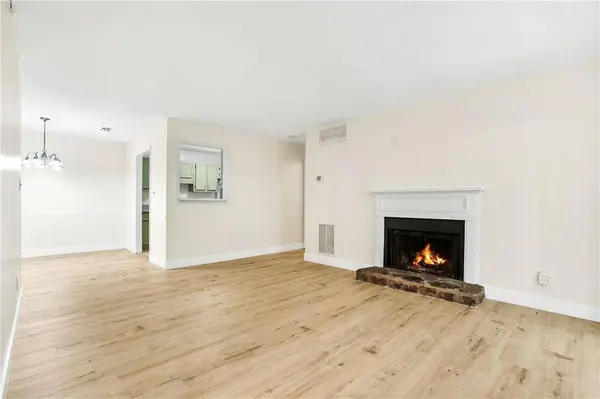 906 Country Park DR SE, Smyrna, GA 30080