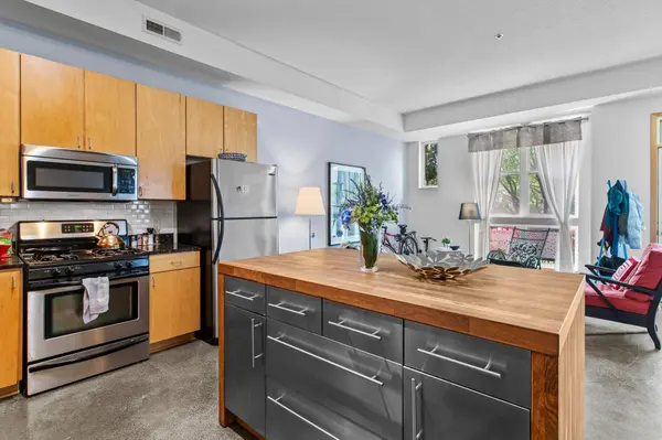 2650 University AVE W #1, Saint Paul, MN 55114