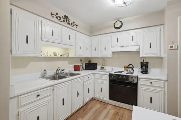 309 N 4th St, Flagler Beach, FL 32136-3375