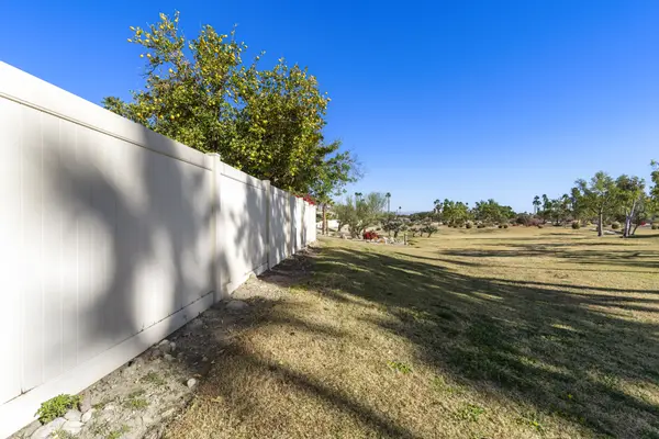 1433 Sunflower Cir N, Palm Springs, CA 92262-1790